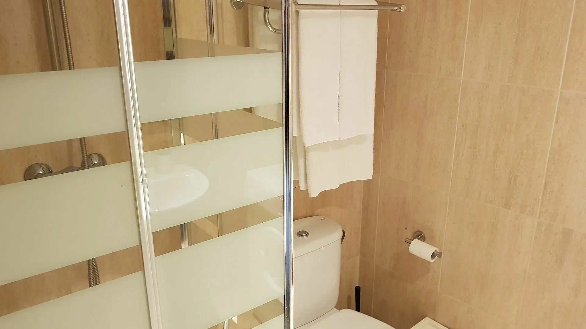 Fan Flat Mariscal Apartment Malaga Spain